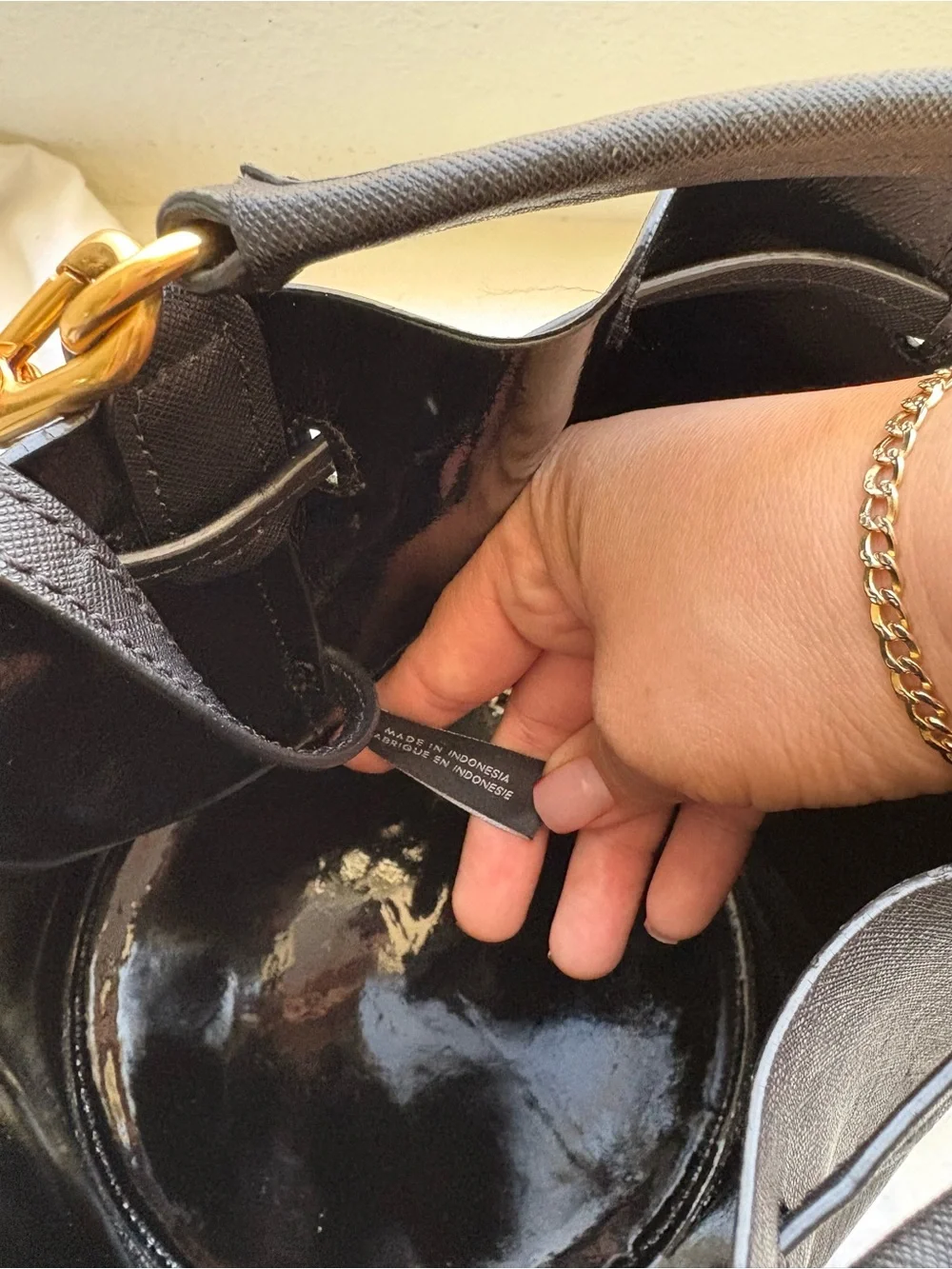 Marc Jacobs Black Leather Drawstring Bucket Crossbody with Gold Hardware